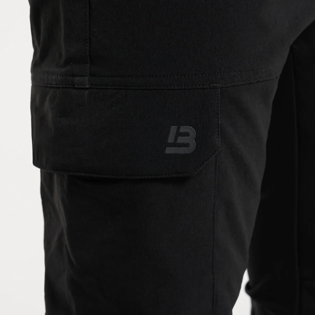 Rivero Tech Cargo Pants - Black - Image 5